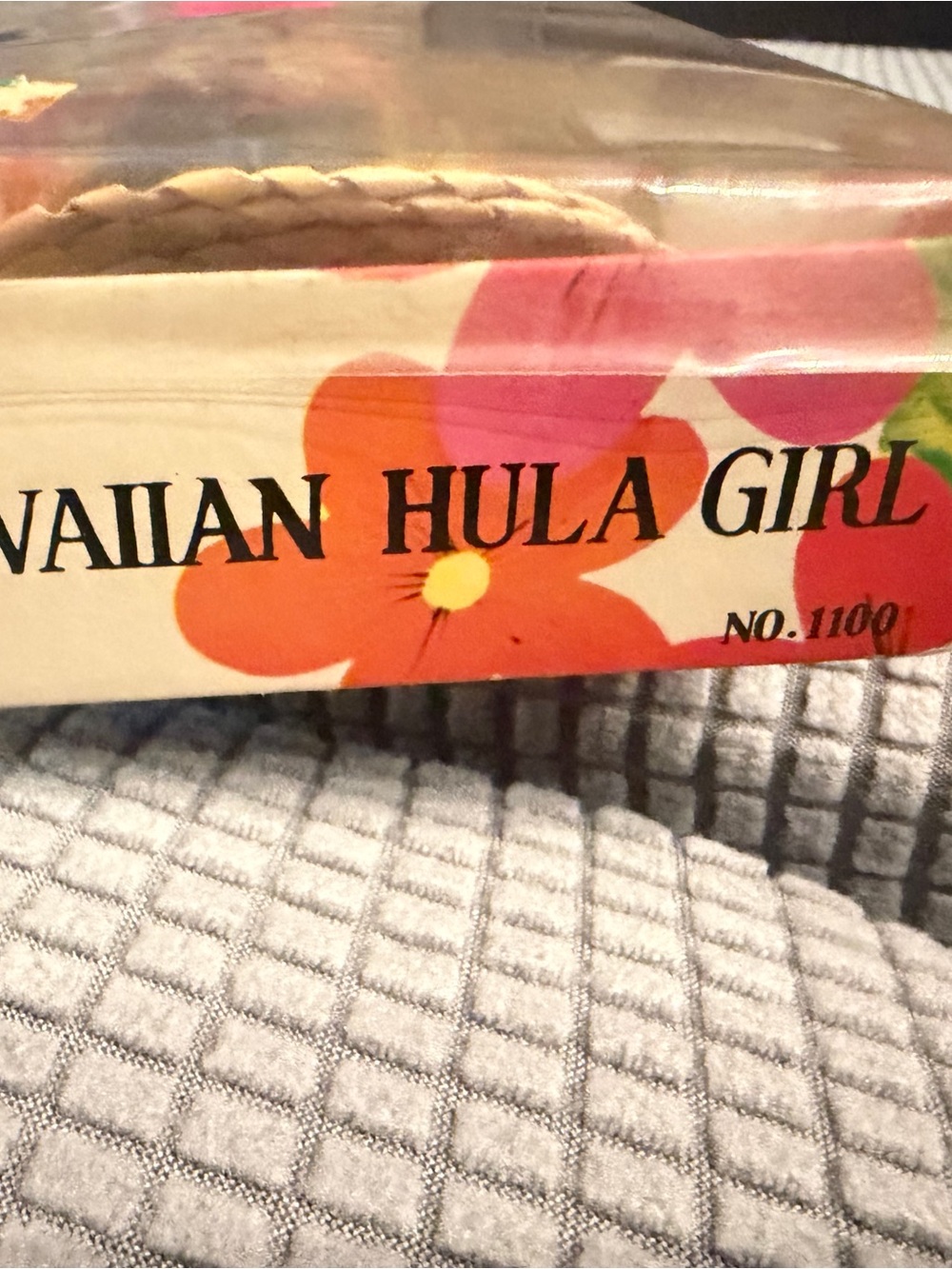 Vintage Palapala Anekona Hawaiian
Fashion Doll New in Box Hula Girl + A GIFT 🎁 - Picture 8 of 10